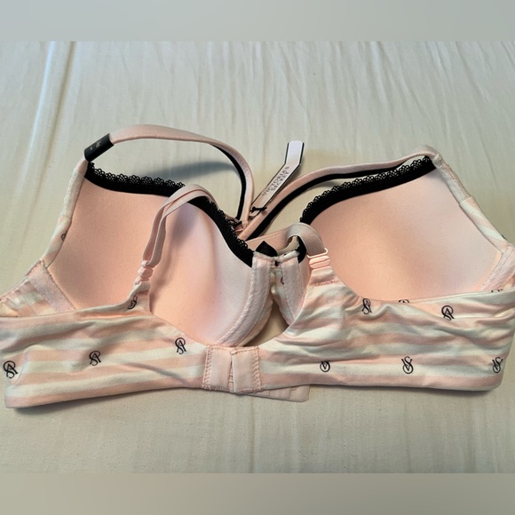 VS Lined Demi - Picture 2 of 4